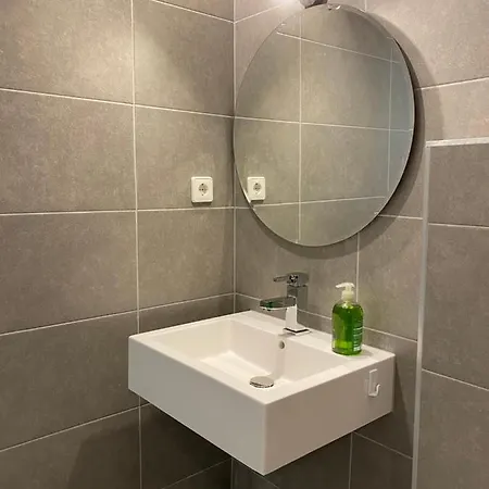 Burer Millen, Muehle 여관 *