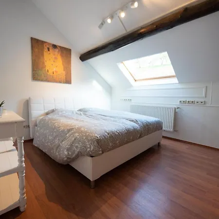 여관 Burer Millen, Muehle Born